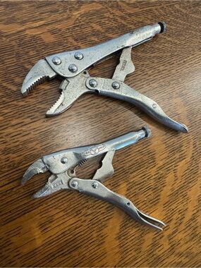 2 vintage Locking Pliers in usable condition Vise Grip USA & made in Taiwan set